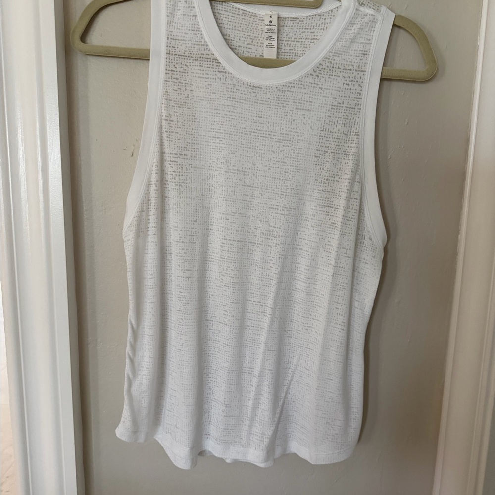 Lululemon nwot  White Sleeveless Tank Top - Lightweight Summer Layer